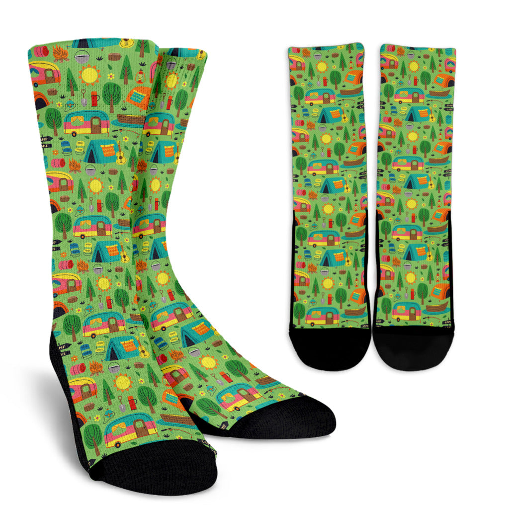 Camping Camper Pattern Print Design 04 Crew Socks