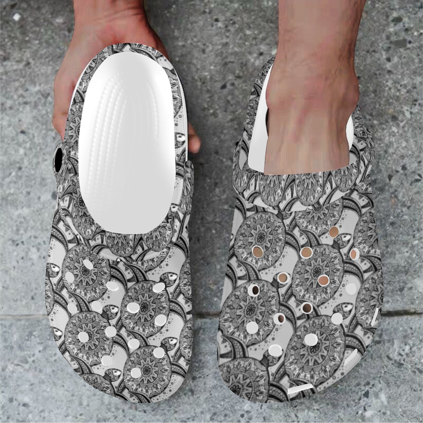 Tribal Turtle Polynesian Themed Print Unisex Clogs Shoes