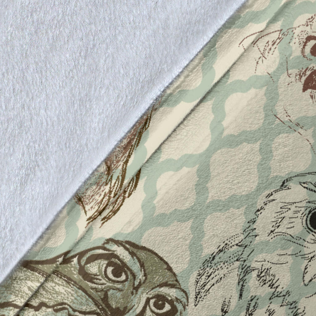 Owl Pattern Print Design A03 Premium Blanket