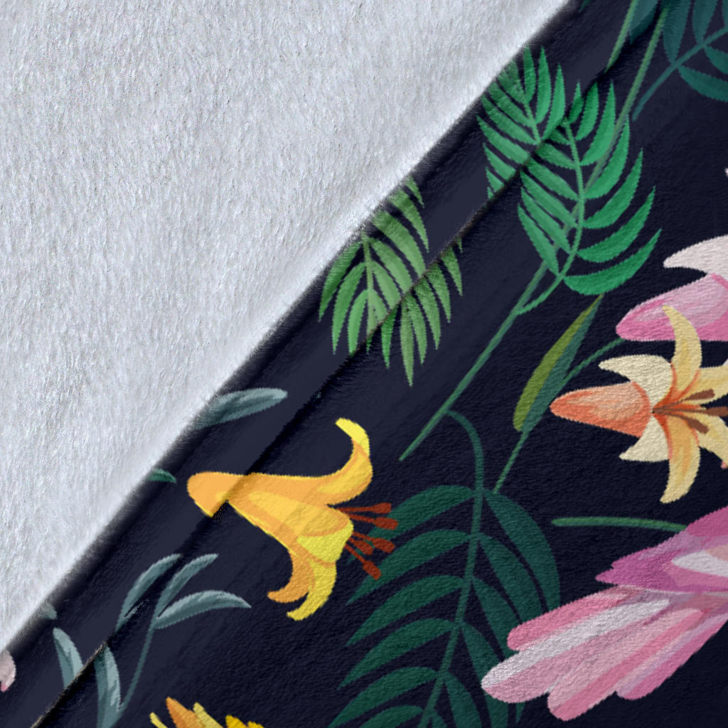 Cockatoo Pattern Print Design 03 Premium Blanket