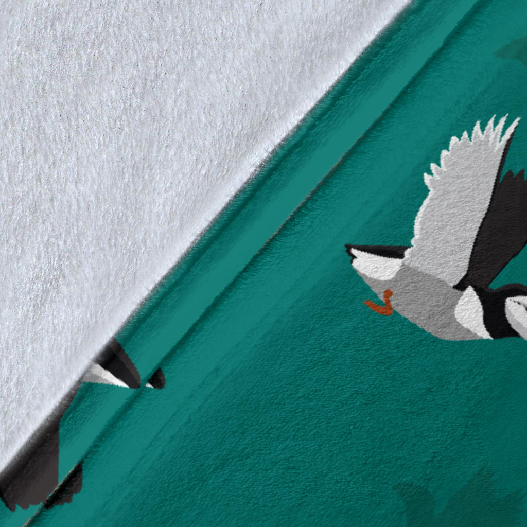 Puffin Pattern Print Design A02 Premium Blanket