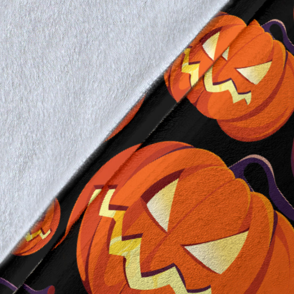 Halloween Pattern Print Design 04 Premium Blanket