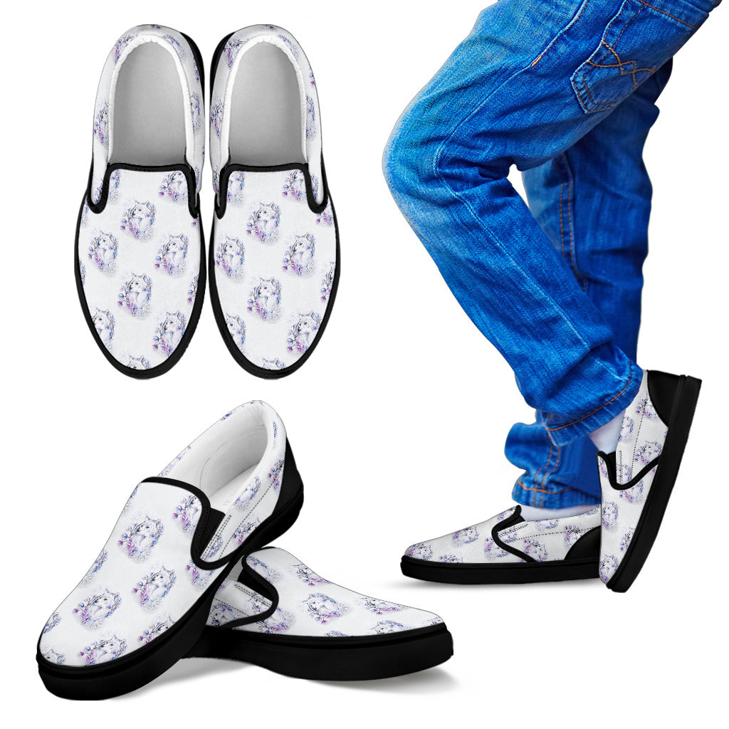 Wolf with Flower Print Design Men Slip Ons Shoes