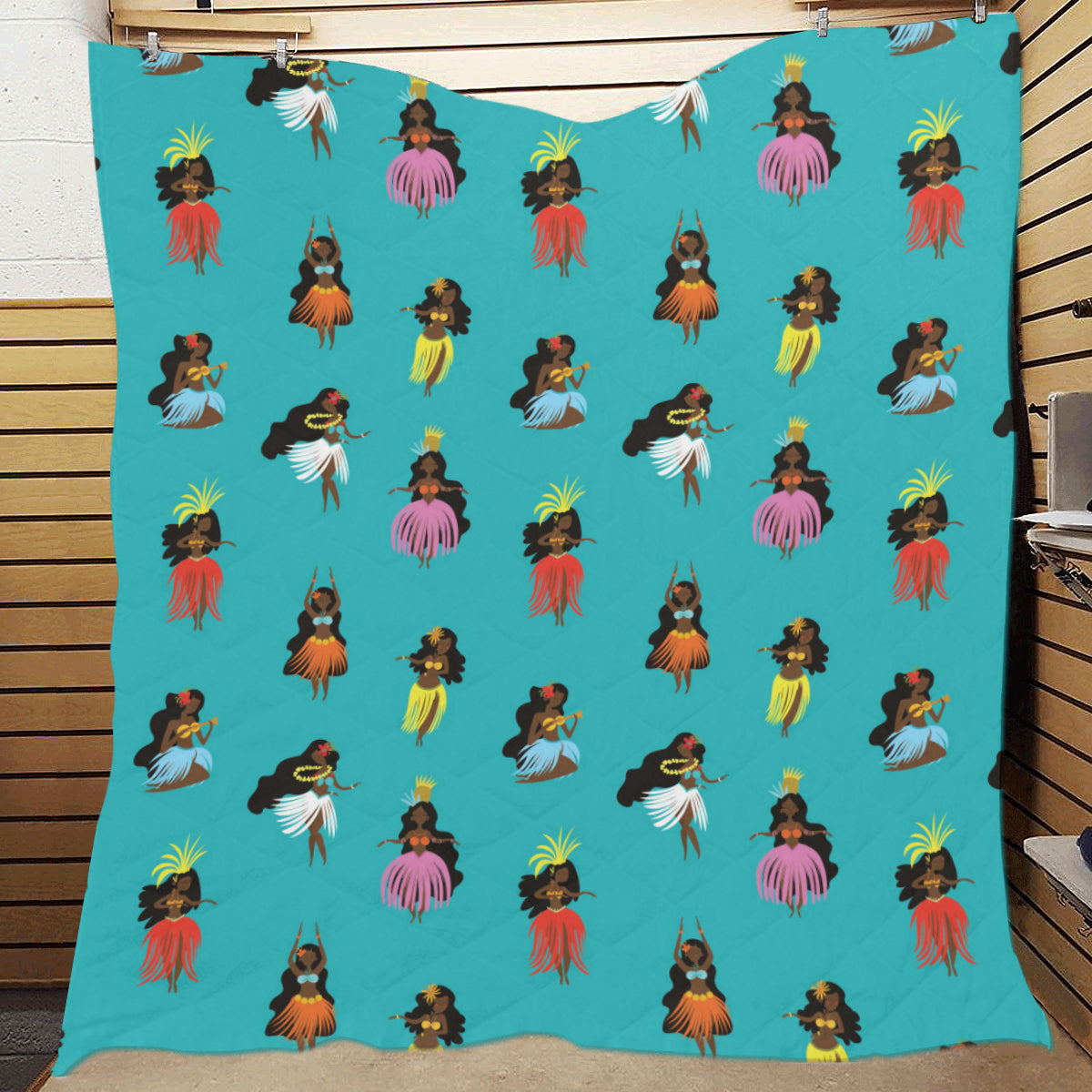 Hula Dancers Pattern Print Design 04 Premium Quilt