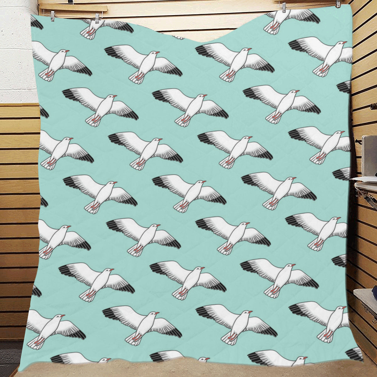 Pigeon Pattern Print Design 02 Premium Quilt