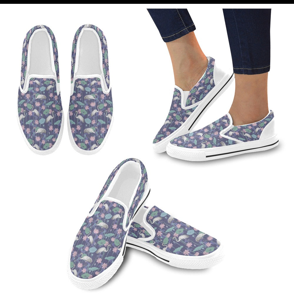 Water Lily Print Design LKS306 White Slip Ons Canvas Women's Shoes