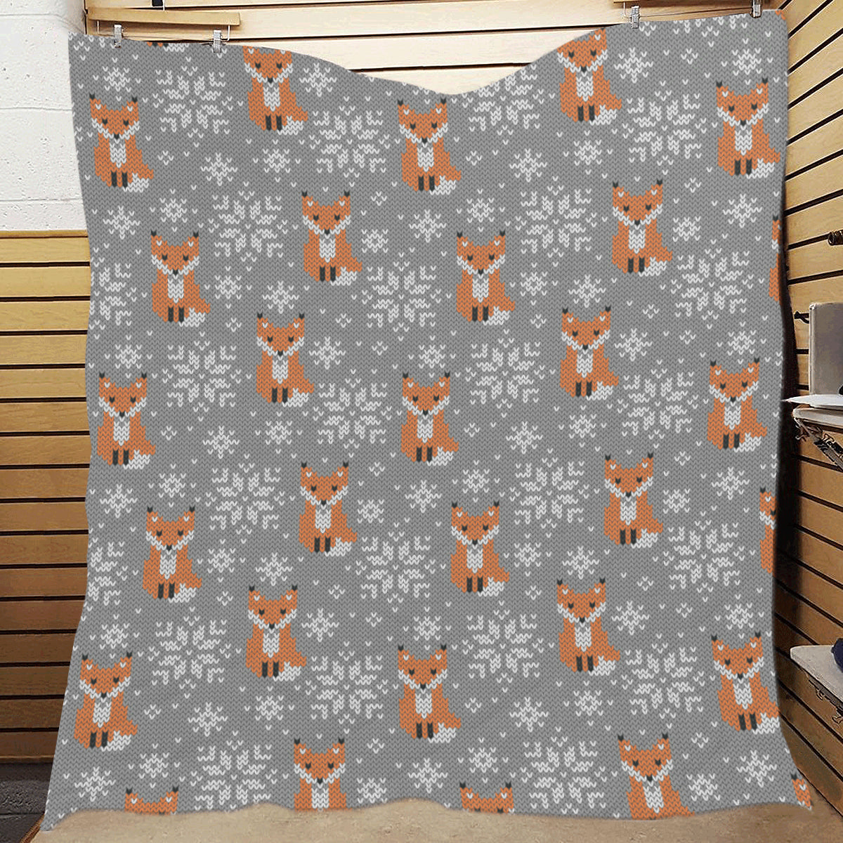Knit Red Fox Pattern Print Design 02 Premium Quilt