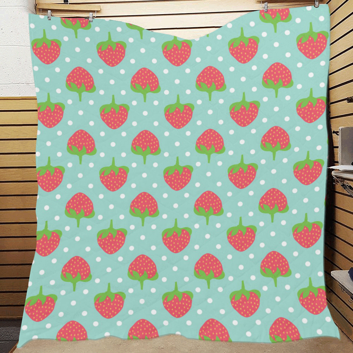 Strawberry Pattern Print Design SB06 Premium Quilt