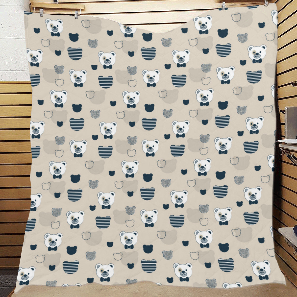 Bear Pattern Print Design 05 Premium Quilt