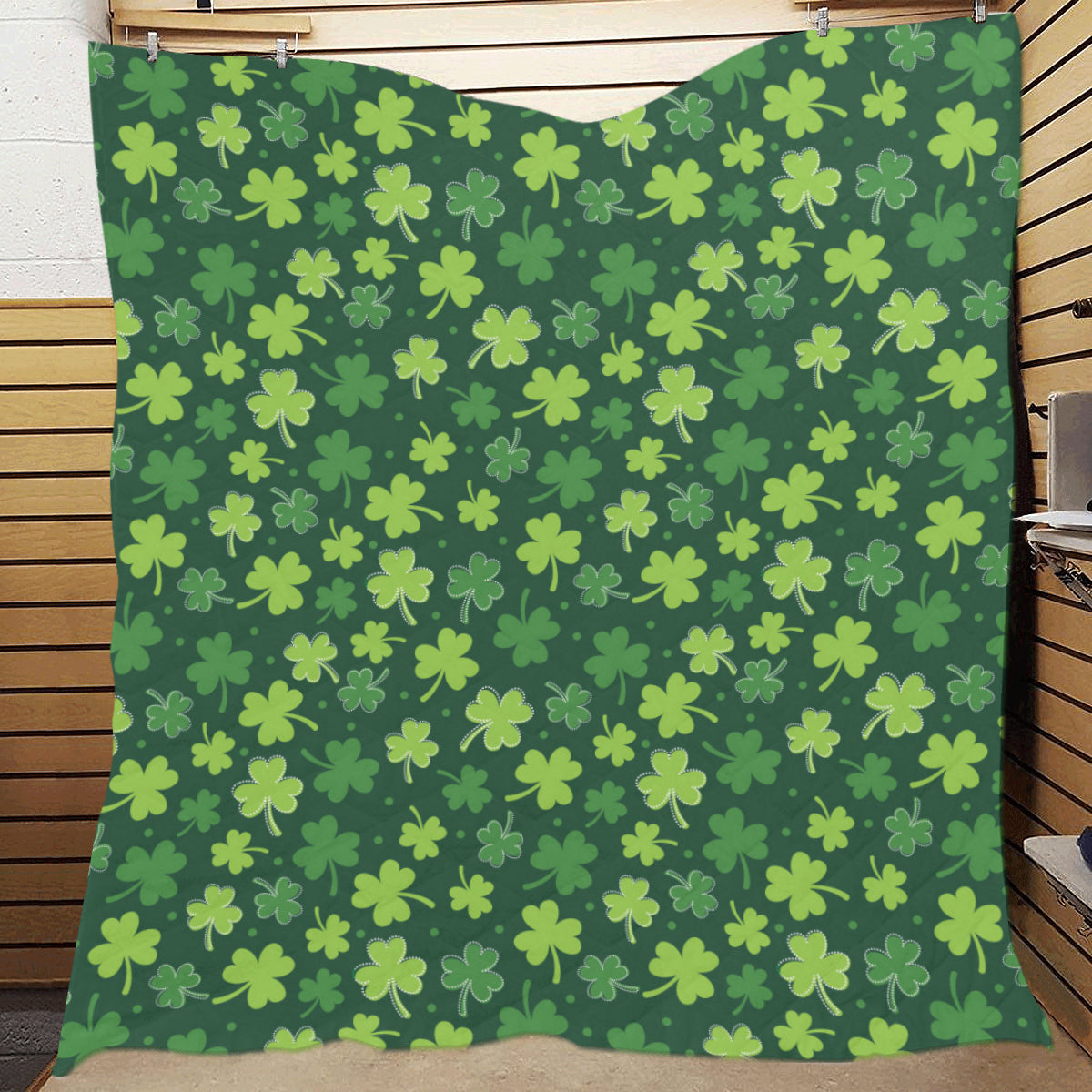 Clover Pattern Print Design 02 Premium Quilt