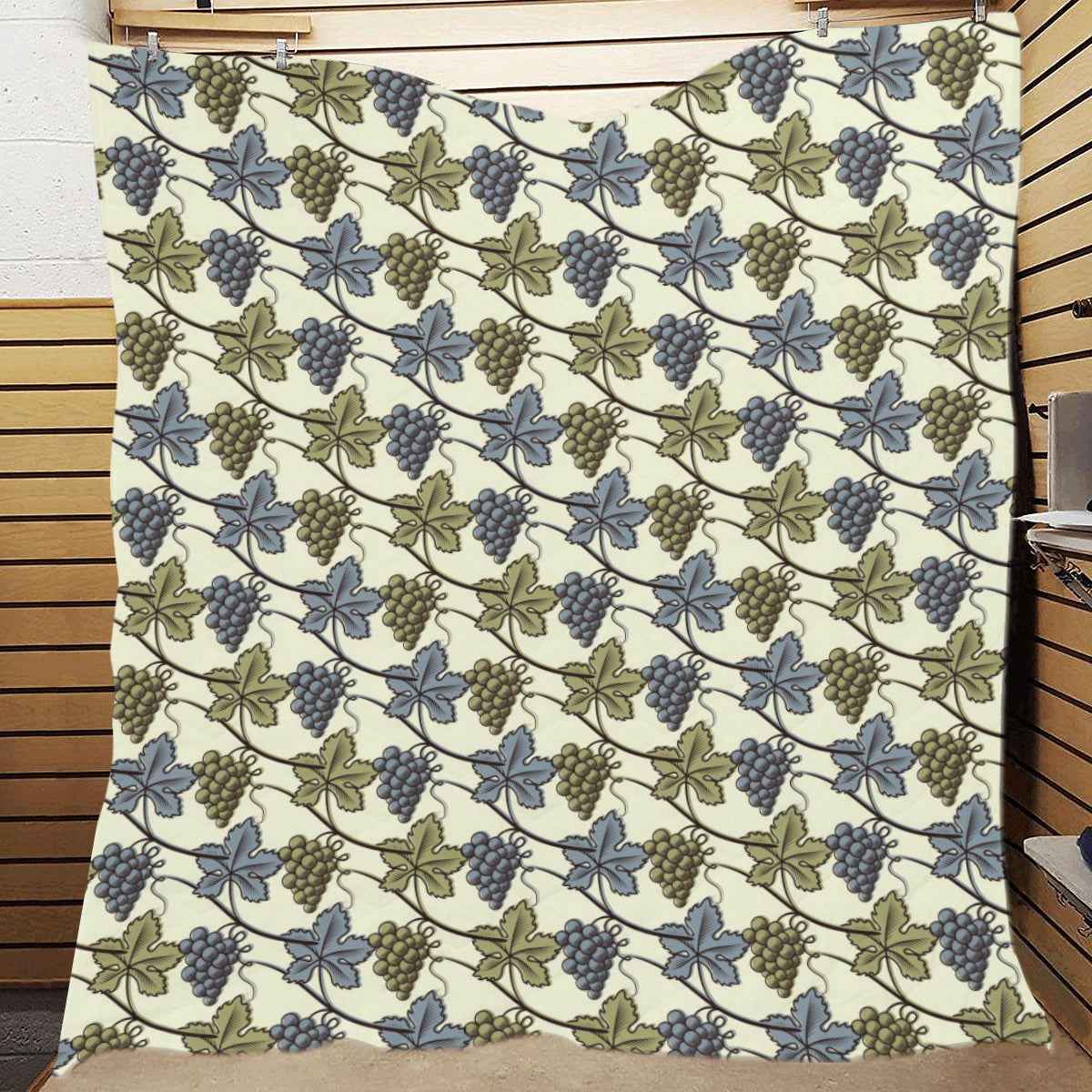 Grape Pattern Print Design GP03 Premium Quilt