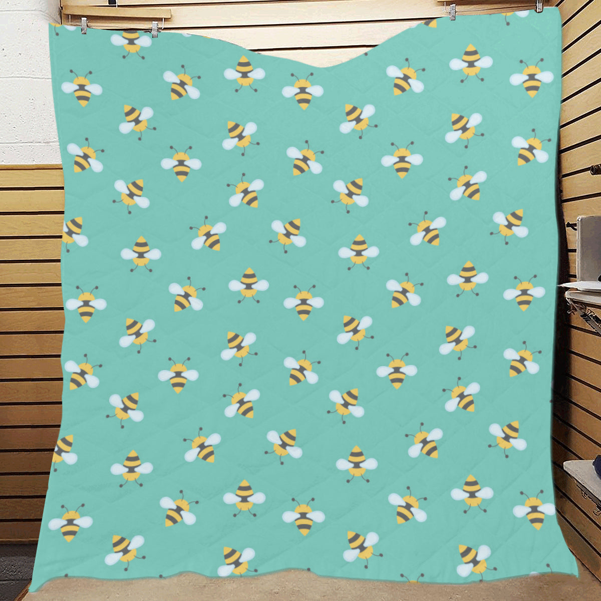 Bee Pattern Print Design 01 Premium Quilt