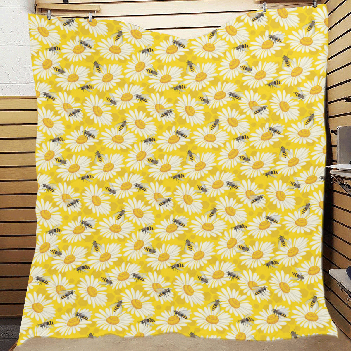 Bee Daisy Pattern Print Design 06 Premium Quilt