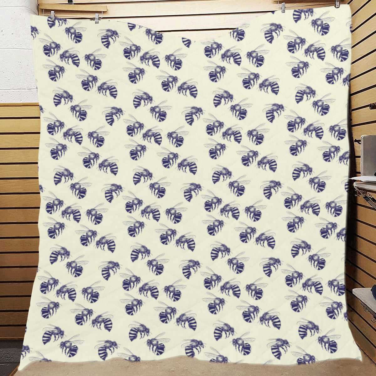 Bee Pattern Print Design 02 Premium Quilt