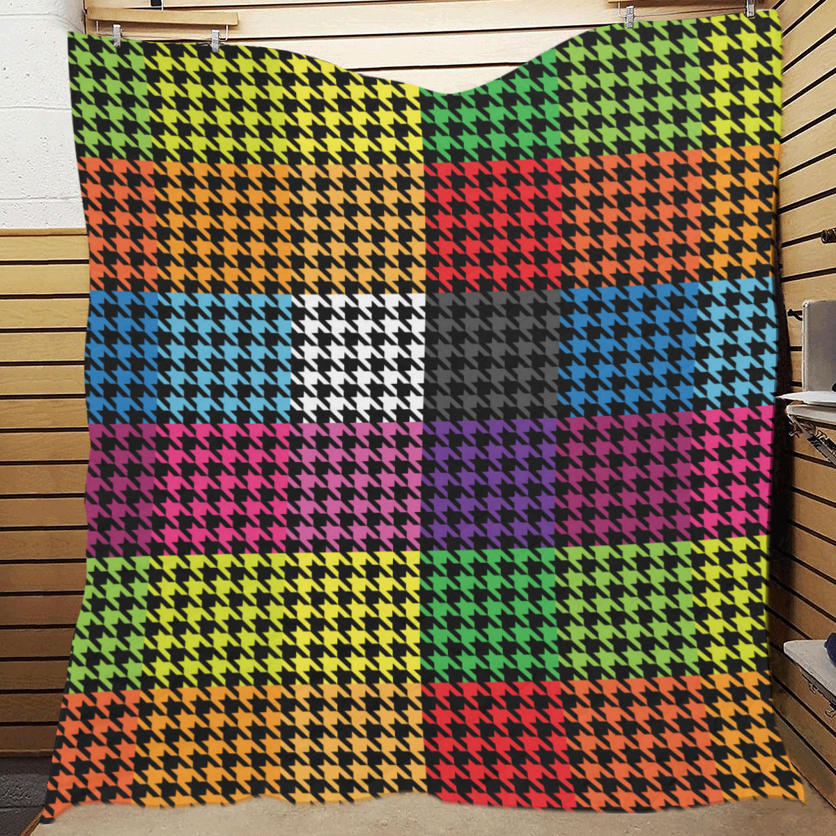Houndstooth Colorful Pattern Print Design 01 Premium Quilt