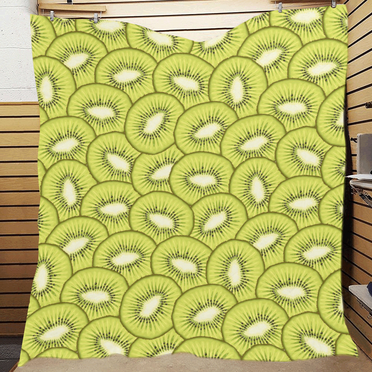 Kiwi Pattern Print Design KW07 Premium Quilt
