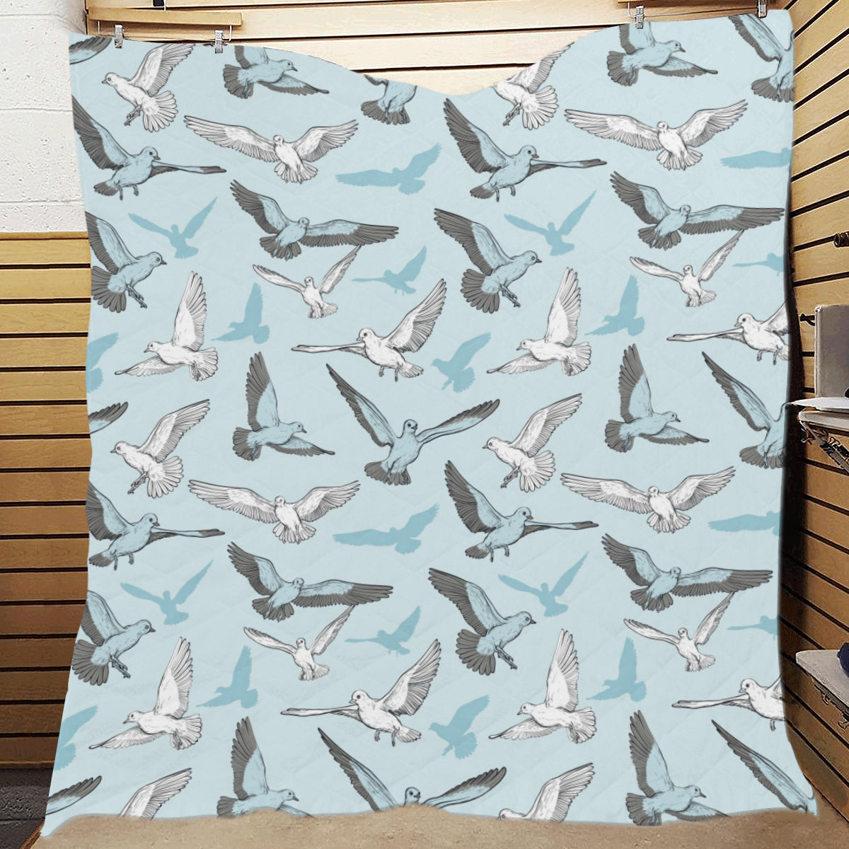 Pigeon Pattern Print Design 03 Premium Quilt