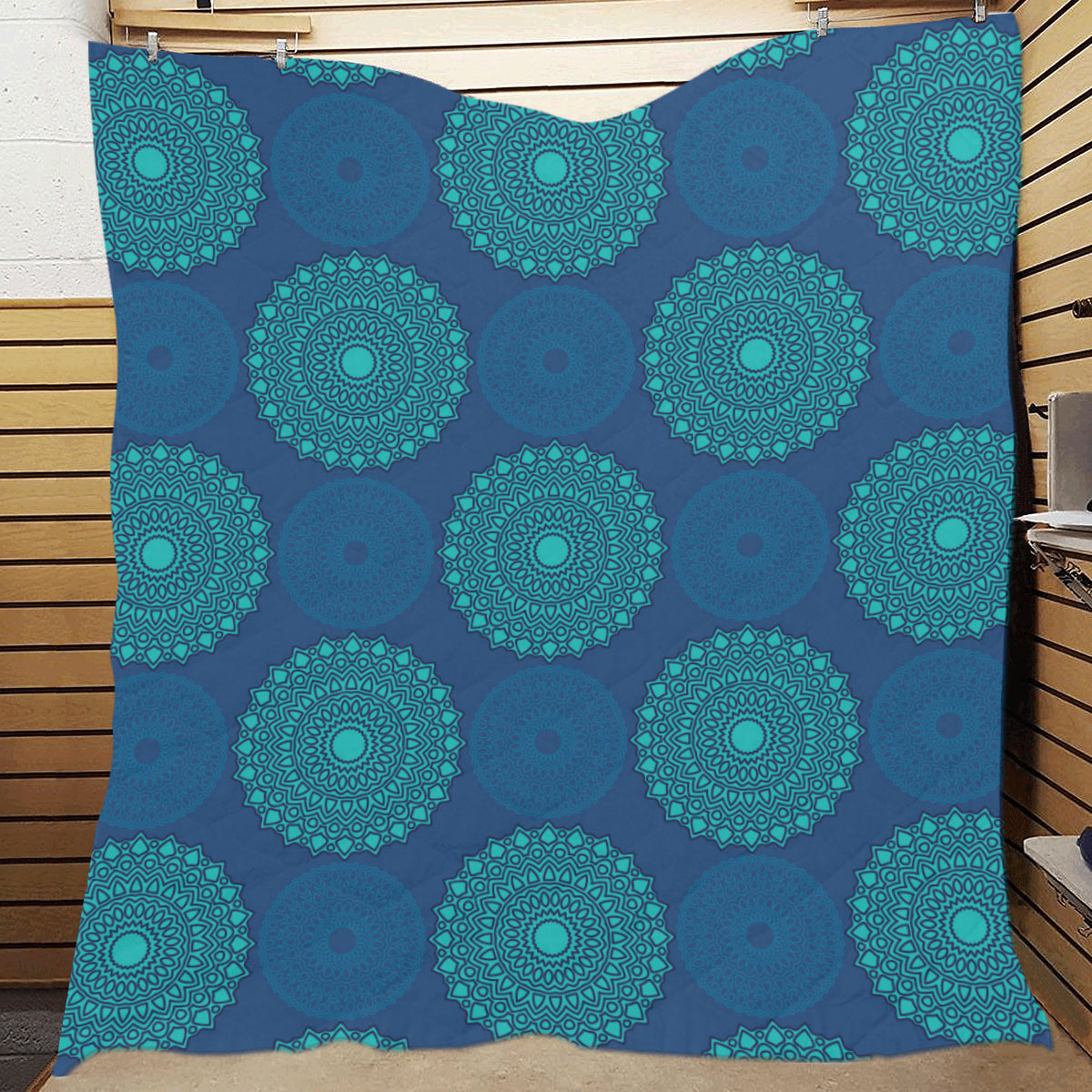 Medallion Pattern Print Design 04 Premium Quilt