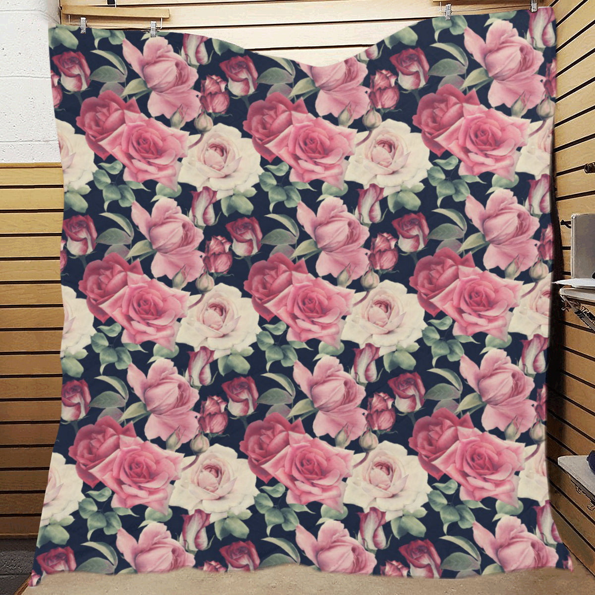 Rose Pattern Print Design RO05 Premium Quilt