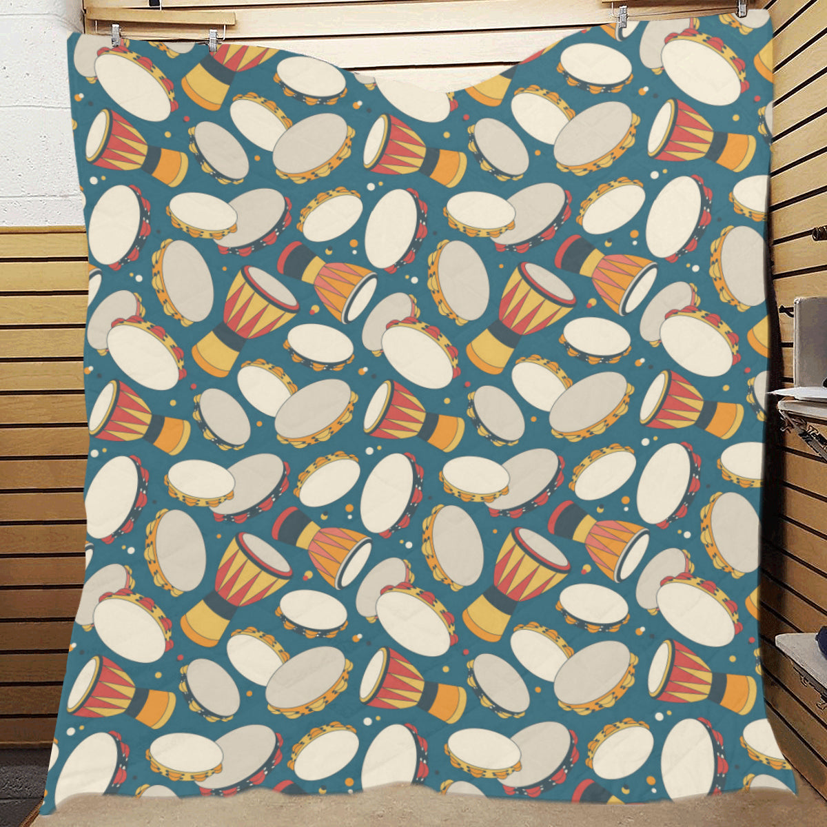 Tambourine Pattern Print Design 01 Premium Quilt