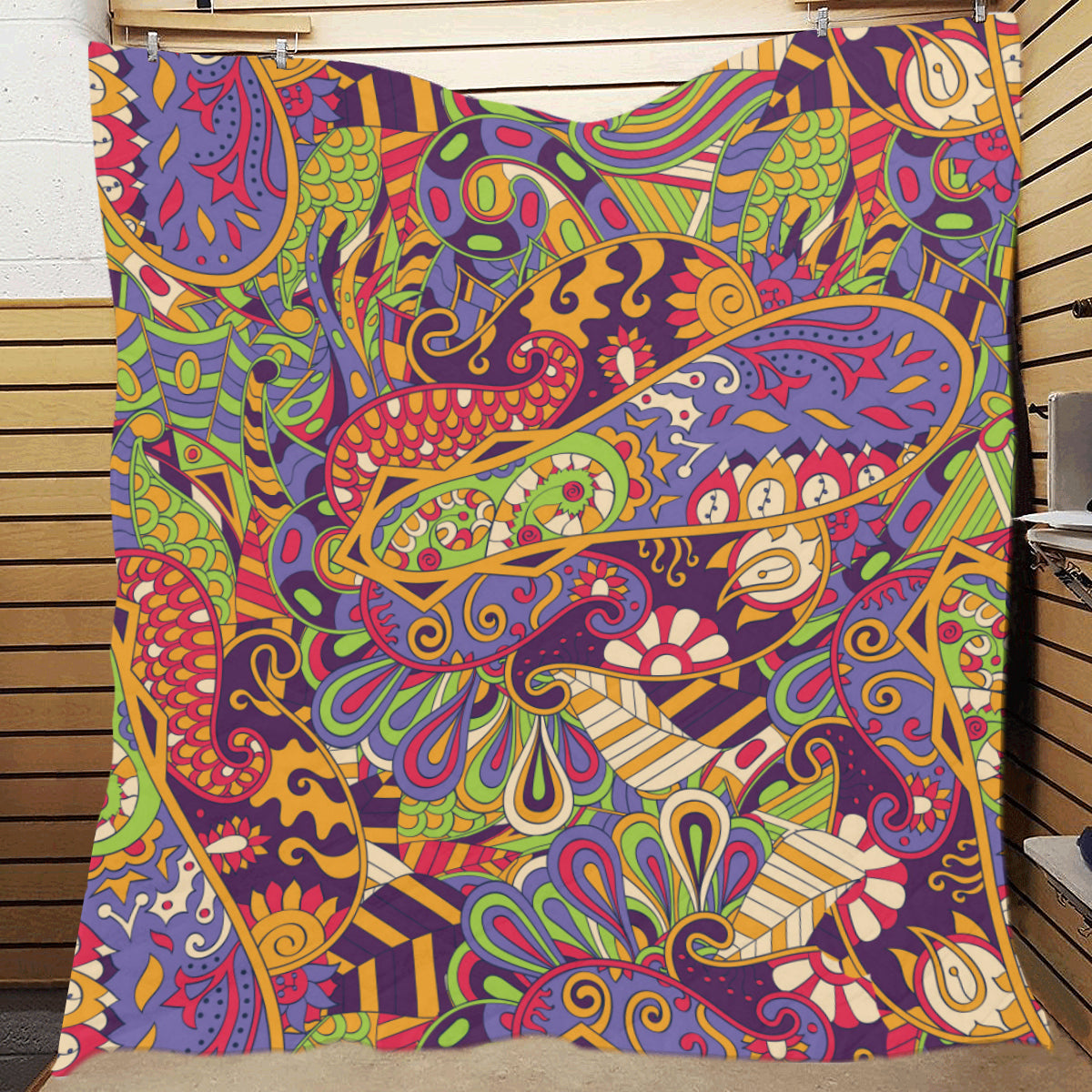 Funky Retro Pattern Print Design A04 Premium Quilt