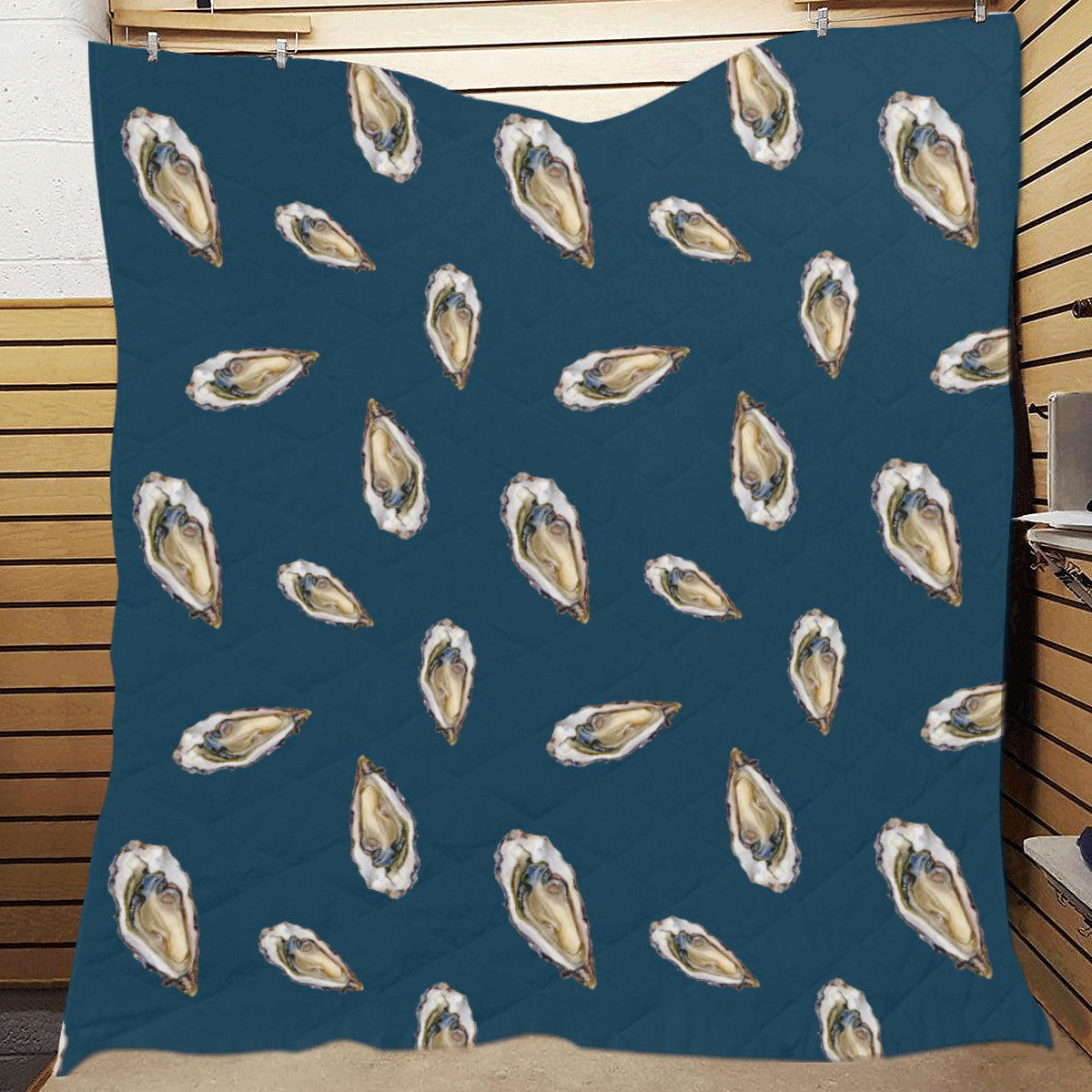 Oyster Pattern Print Design 03 Premium Quilt