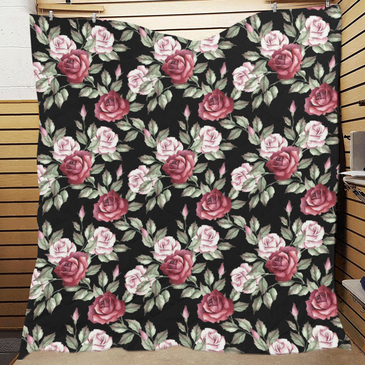 Rose Red Pink Pattern Print Design RO03 Premium Quilt