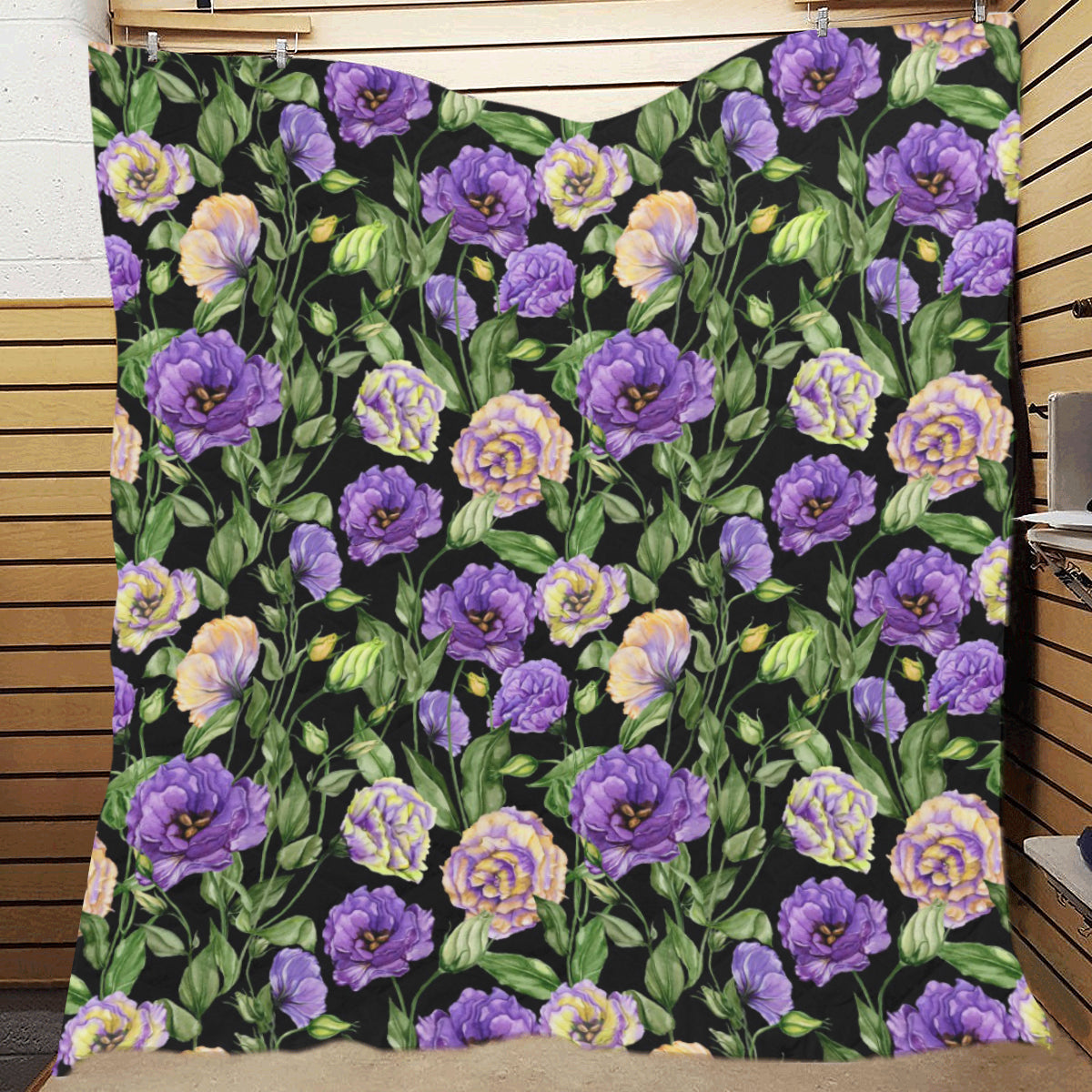 Lisianthus Pattern Print Design LT02 Premium Quilt