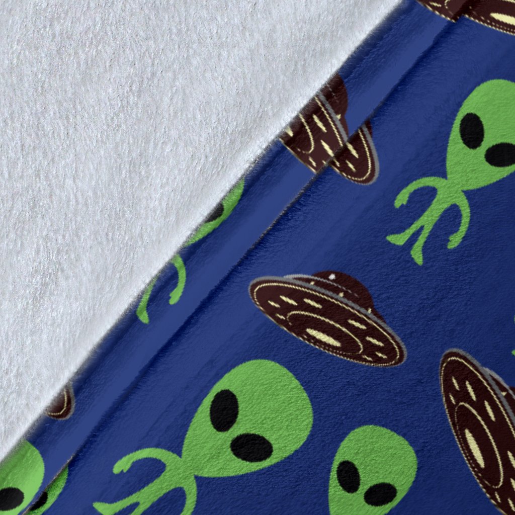 Alien Green UFO Pattern Fleece Blanket
