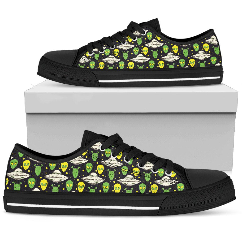 Alien UFO Pattern Women Low Top Shoes