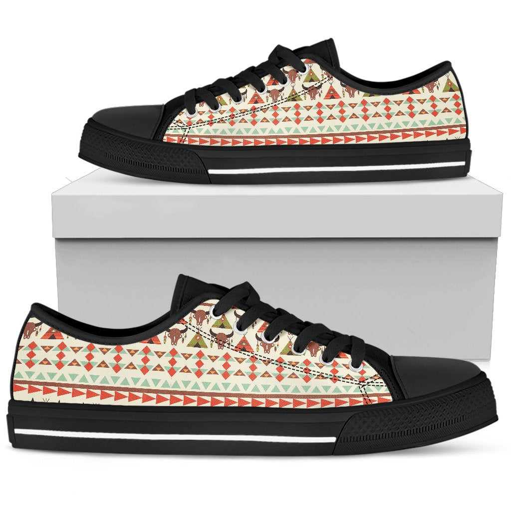 American indian Ethnic Pattern Women Low Top Shoes