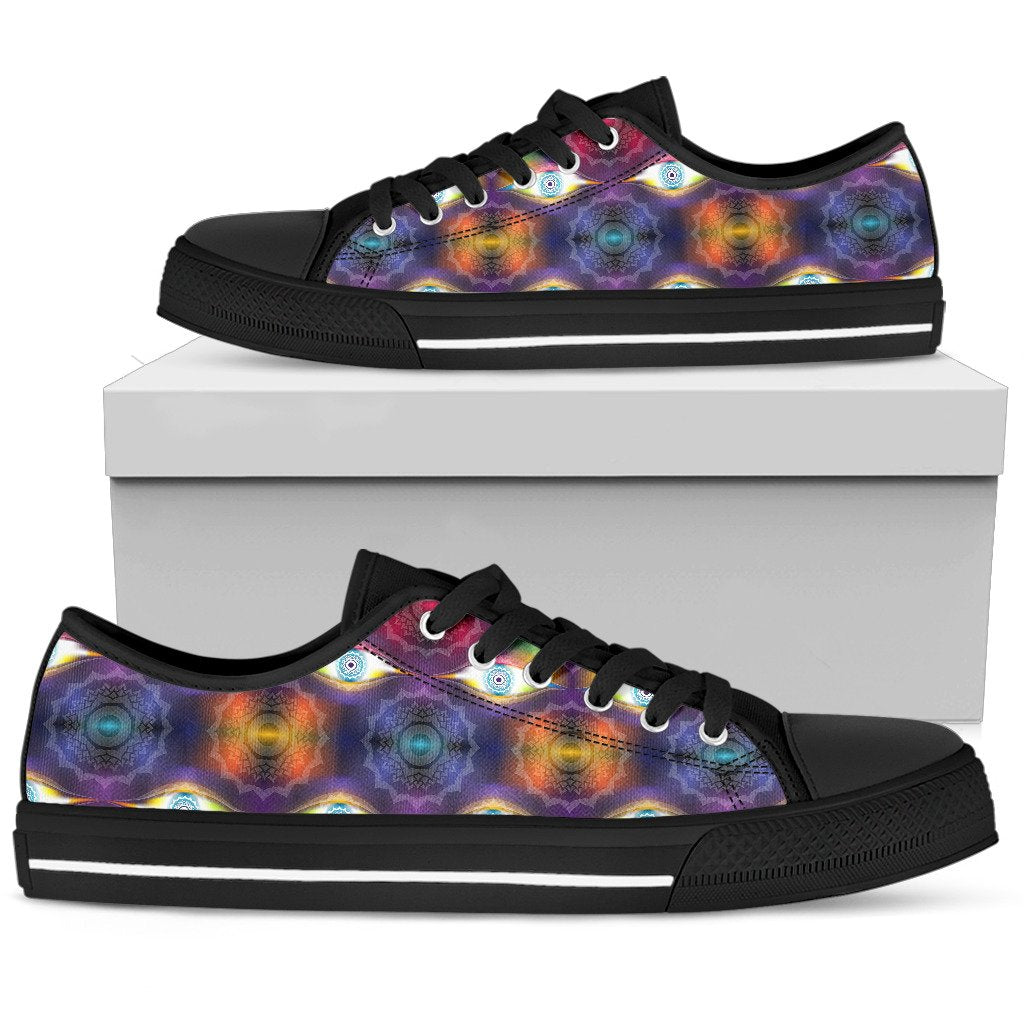 Chakra Eye Print Pattern Women Low Top Shoes