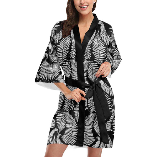 Fern Leave Black White Print Pattern Women Short Kimono Robe