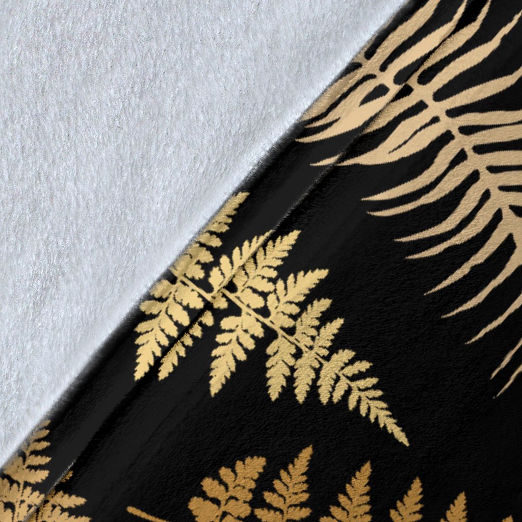 Fern Leave Bright Print Pattern Fleece Blanket