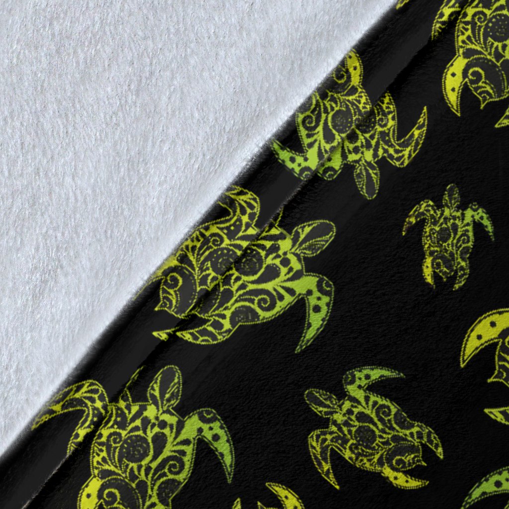 Green Tribal Turtle Polynesian Themed Fleece Blanket