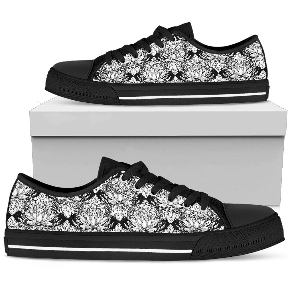 Lotus Mandala Print Pattern Women Low Top Shoes
