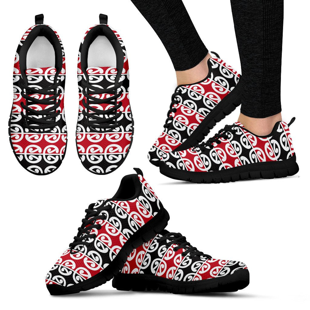 Maori Classic Themed Design Print Women Sneakers Shoes