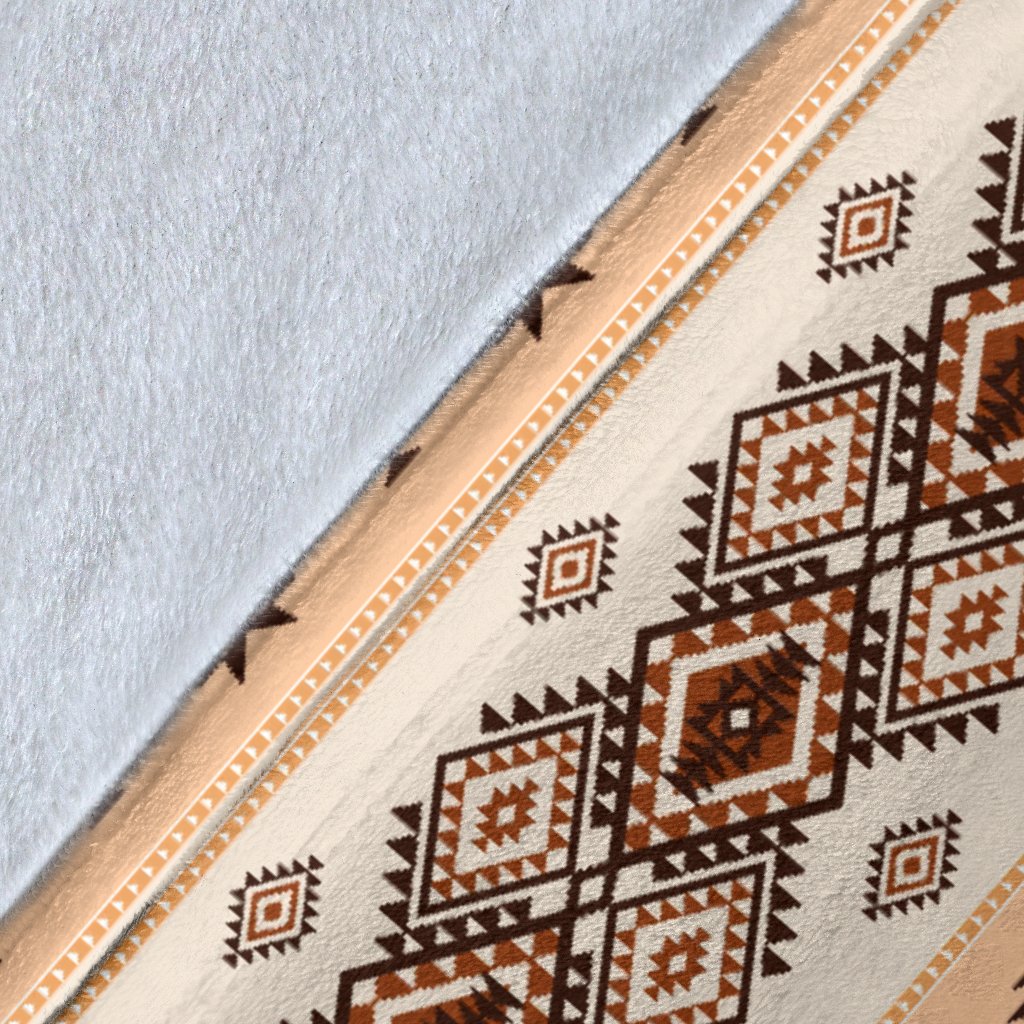 Native Classic Pattern Print Fleece Blanket