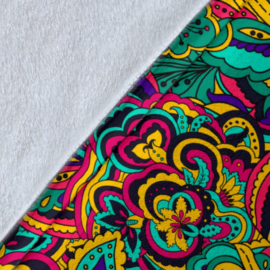 Psychedelic Trippy Floral Design Fleece Blanket