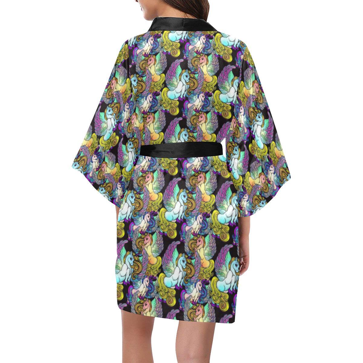 Unicorn With Wings Print Pattern Women Short Kimono Robe
