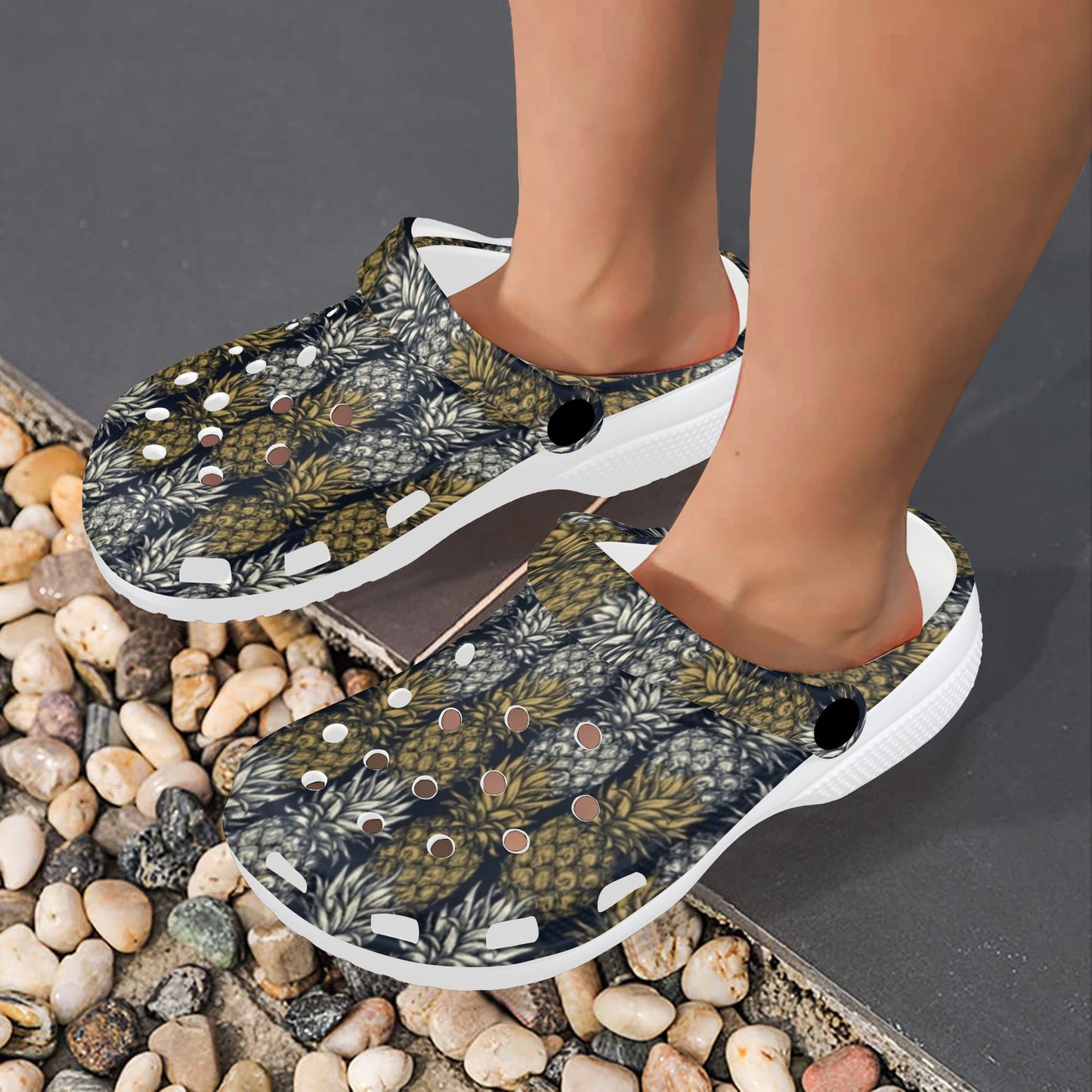 Pineapple Print Design Pattern Unisex Clogs Shoes
