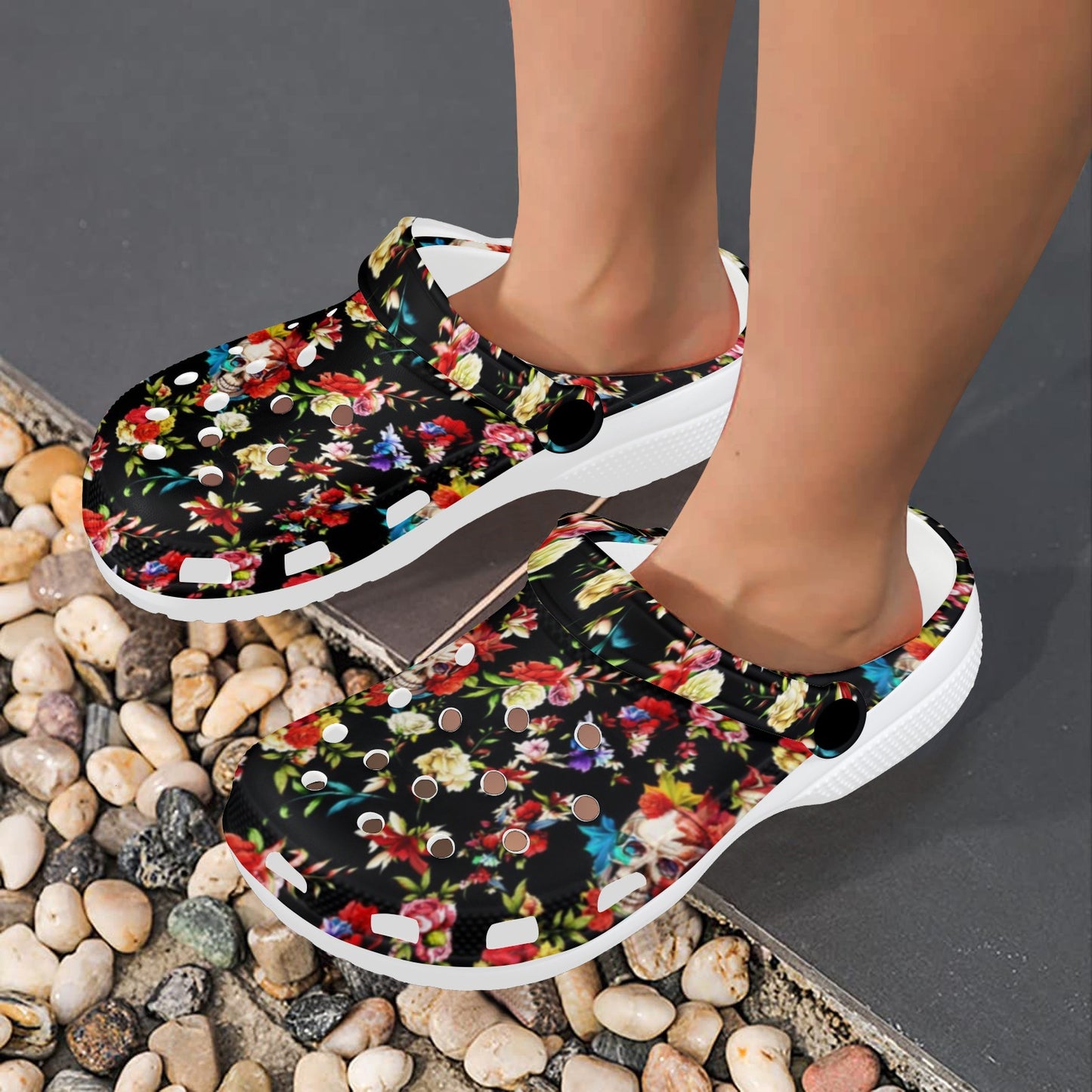 Skull Roses Flower Design Themed Print Unisex Clogs Shoes