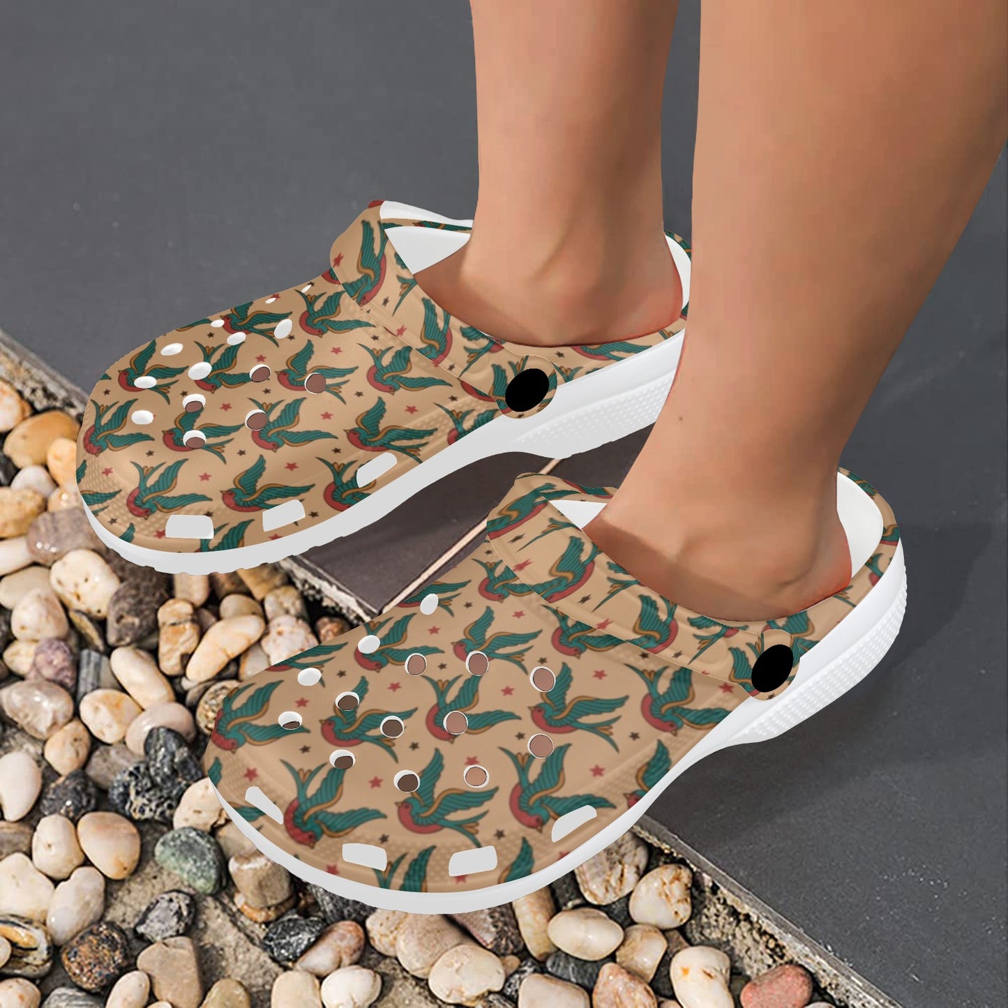 Old School Tattoo Swallow Design Unisex Clogs Shoes