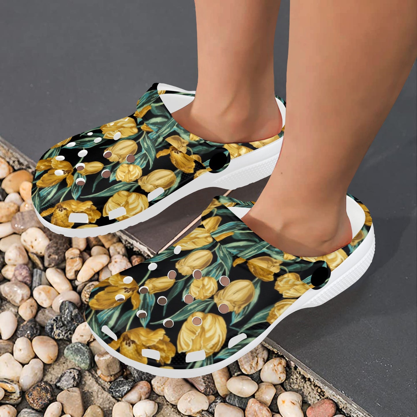 Elegant Yellow Tulip Print Unisex Clogs Shoes