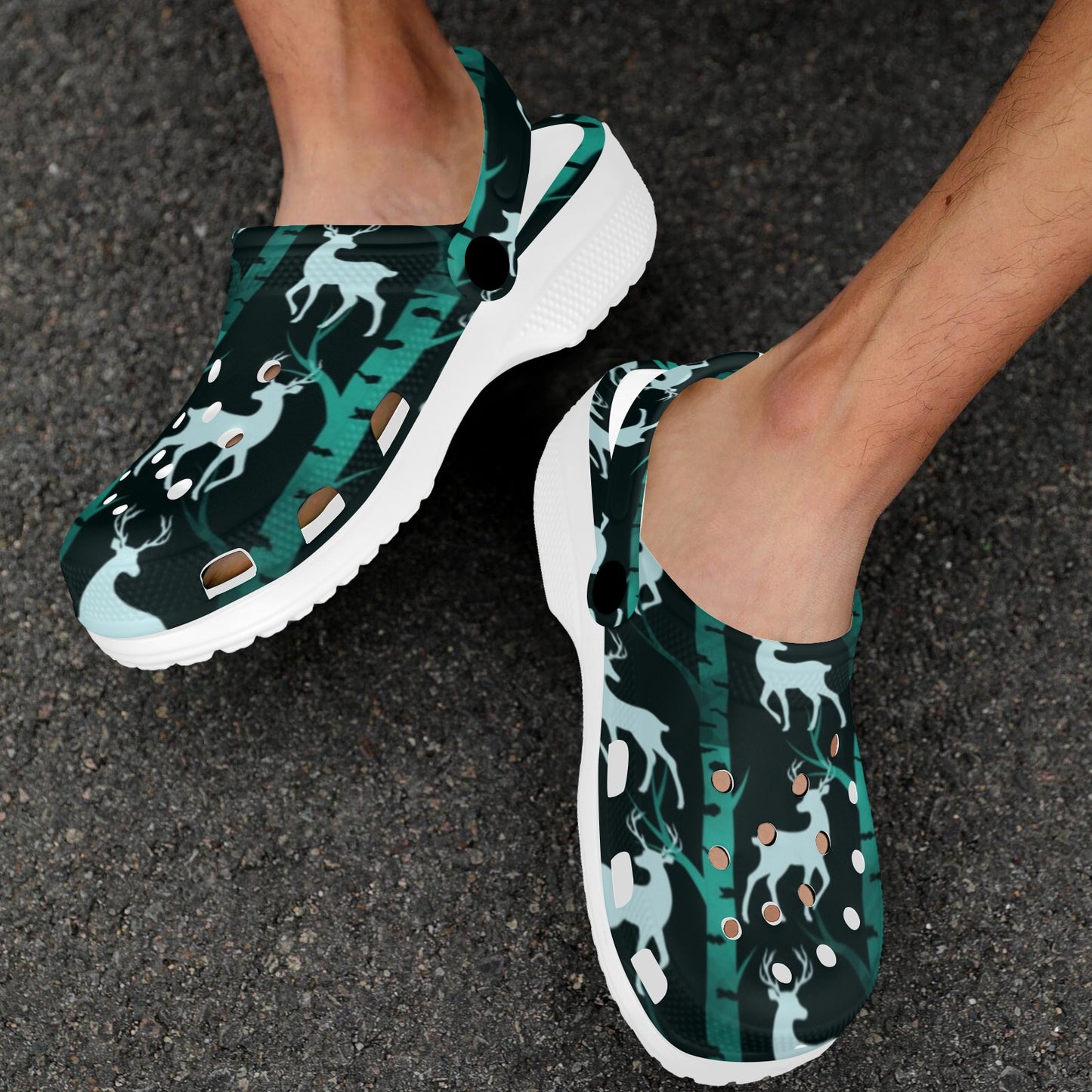 Deer Jungle Print Pattern Unisex Clogs Shoes