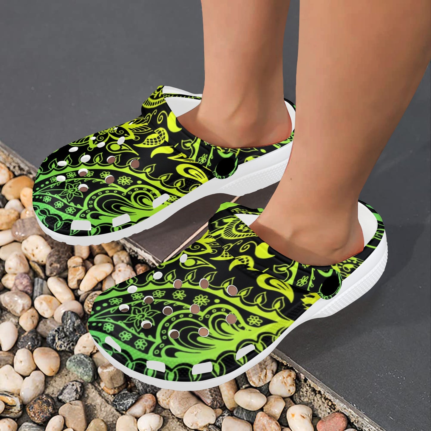 Paisley Green Design Print Unisex Clogs Shoes