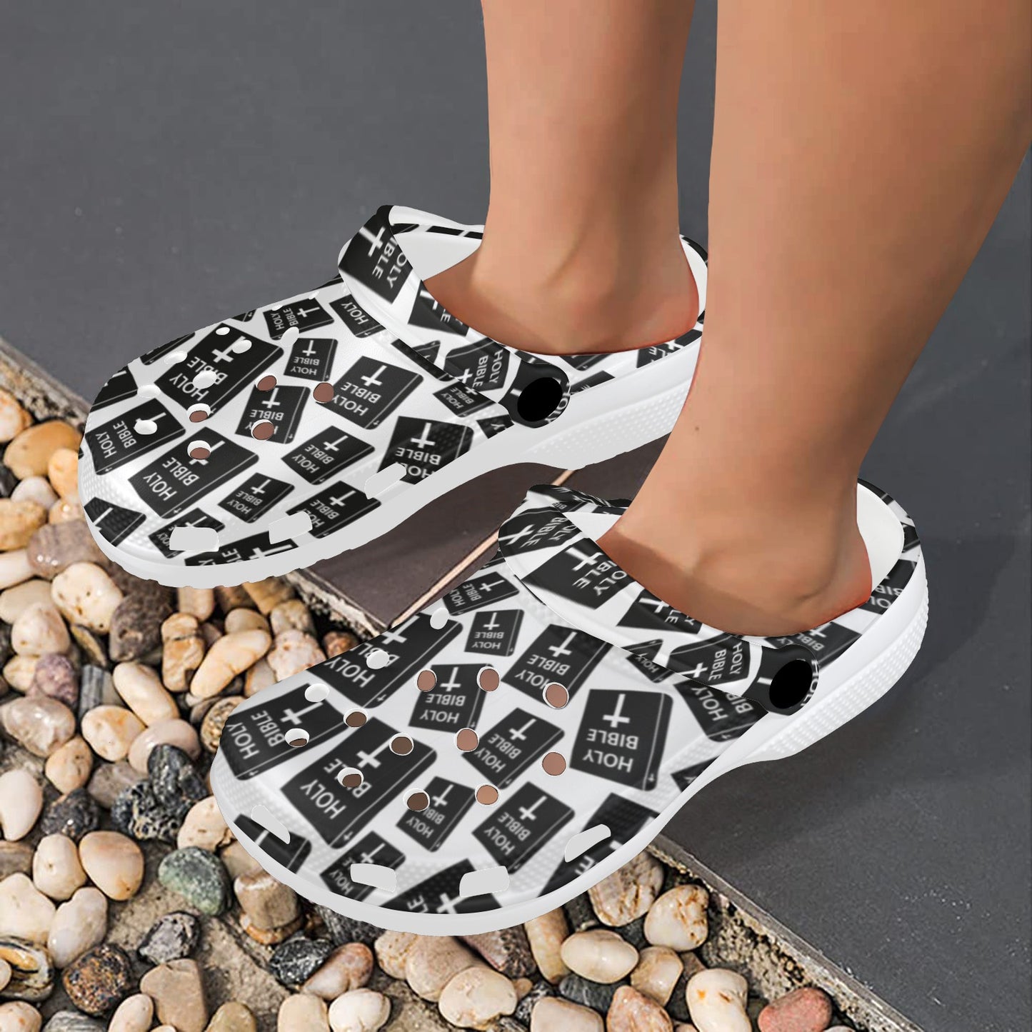 Christian Holy Bible Book Pattern Unisex Clogs Shoes