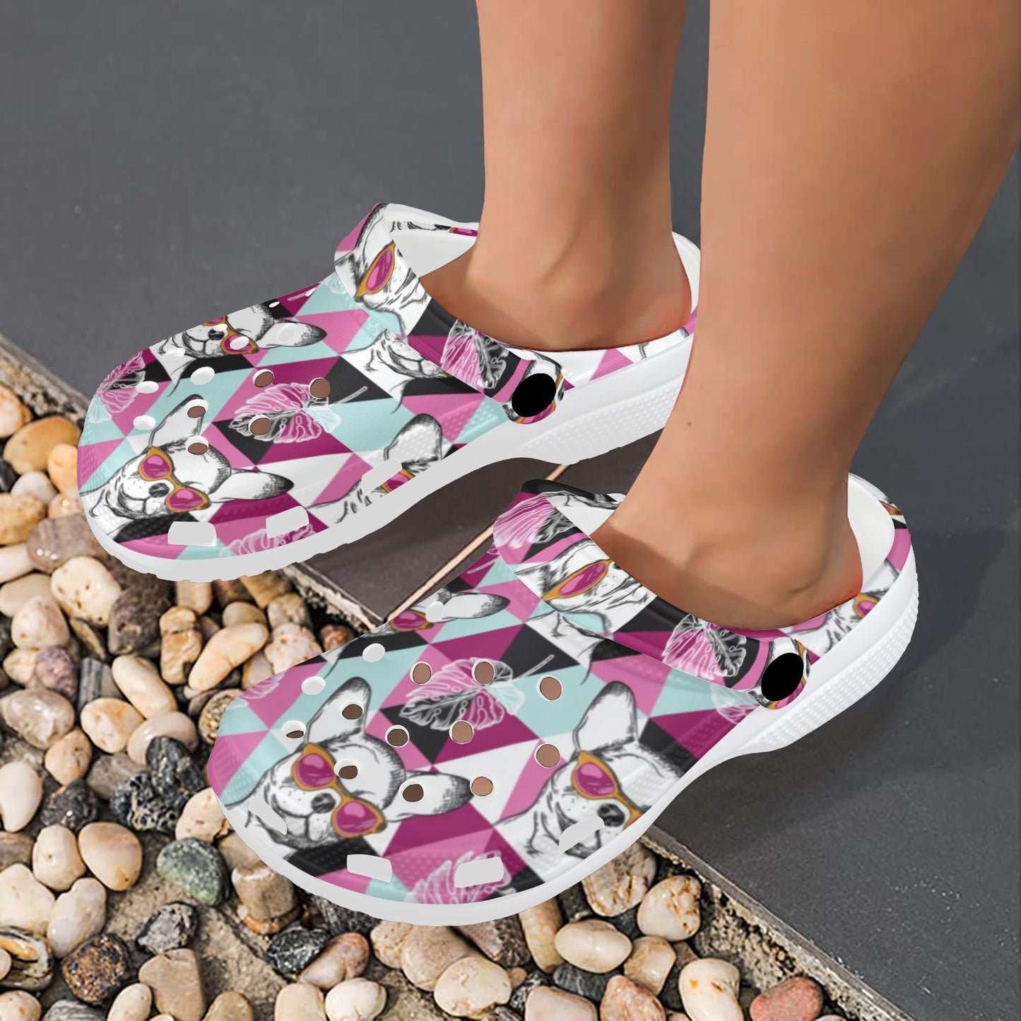 Chihuahua Cute Triangle Pattern Unisex Clogs Shoes