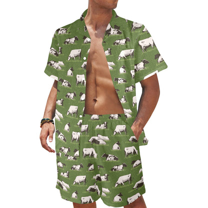 Cow on Grass Print Pattern Men's Beach Shirt and Shorts Set