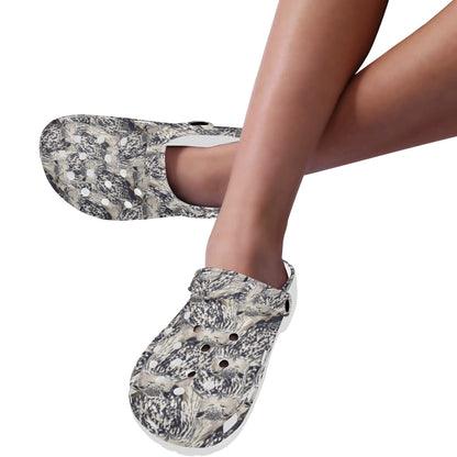 Owl Realistic Themed Design Print Unisex Clogs Shoes